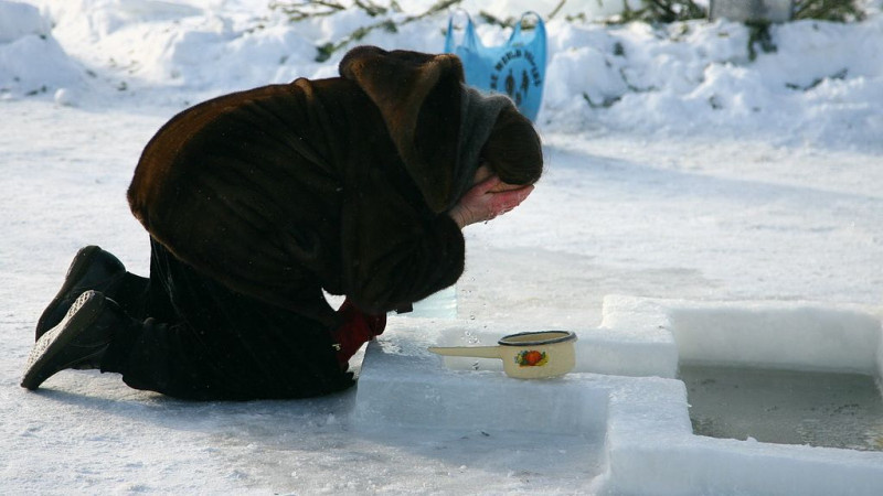     В Барнауле празднуют Крещение. 19 января 2017 года. Олег Богданов