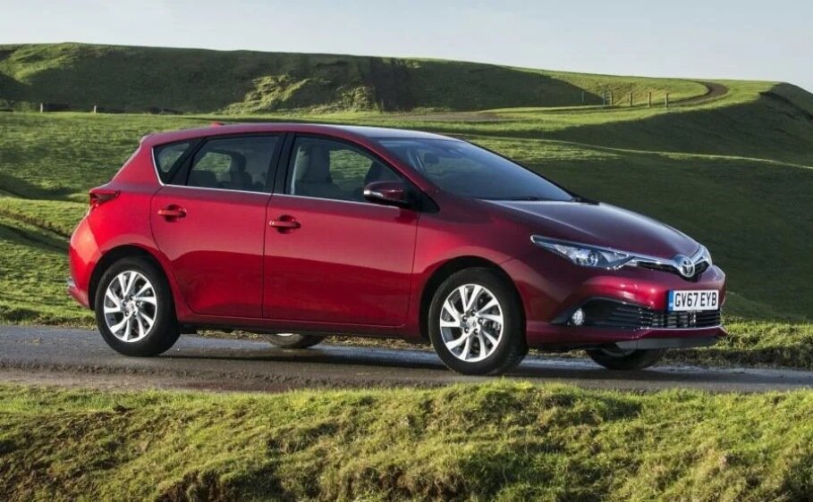 Toyota Auris Wagon 2015