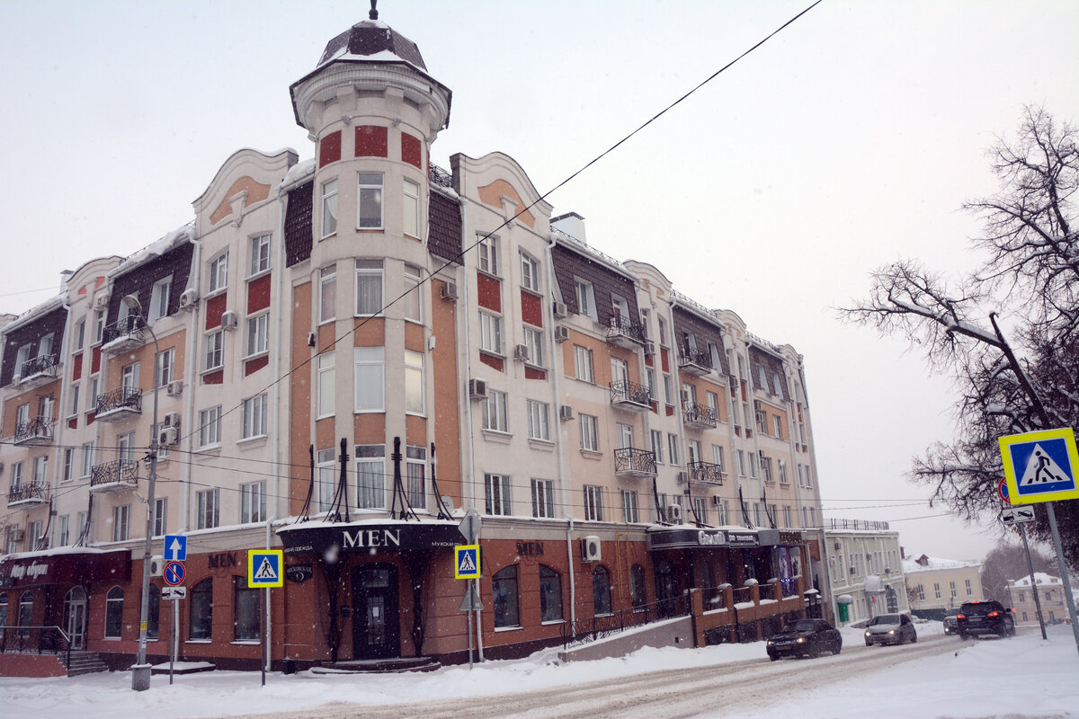 Пенза. На углу Московской улицы