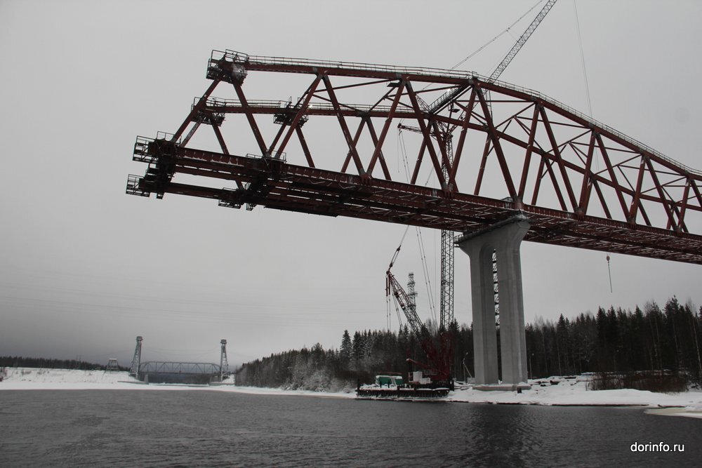 Мост через свирь в лодейном. Мост через реку свирь в лодейном поле. Мост через реку свирь в лодейном поле. Разводной мост в лодейном поле. Мост через свирь в лодейном.