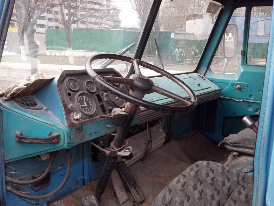 Кабина КАЗ-608. Источник фото: drive2.ru