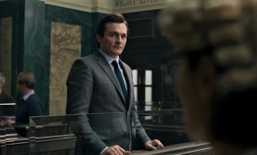 Скриншот из сериала "Anatomy of a Scandal".