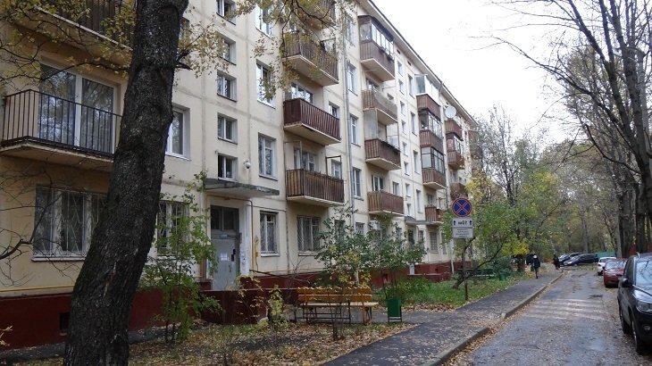 купить квартиру в доме под снос по реновации