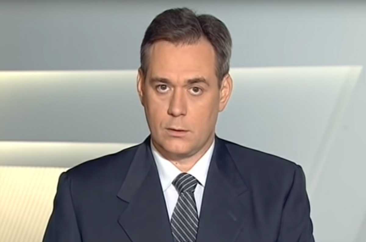 журналист 2000. телеведущий 90 х годов. корреспонденты 2000. сегоднячко. новиков лев александрович политический обозреватель.