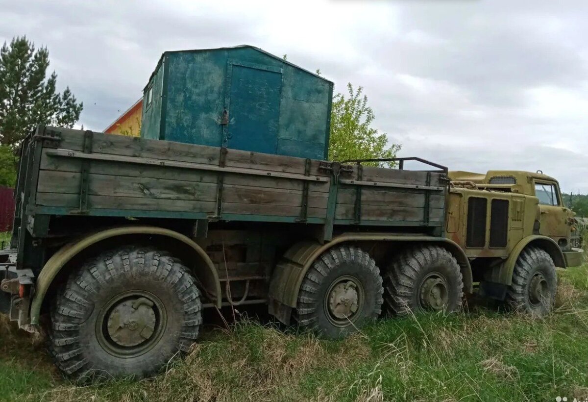 Редкий военный грузовик ЗИЛ-135ЛМ 8х8 продают по цене новой «Нивы» | Все о  грузовиках – Trucksplanet | Дзен