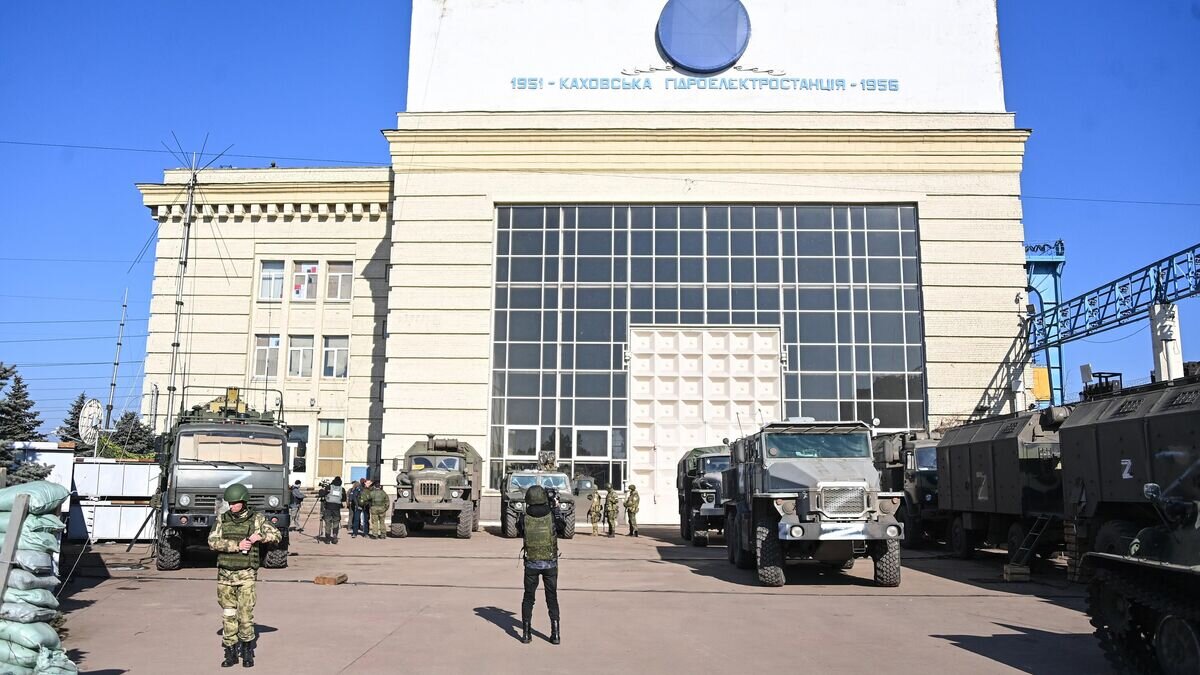    Каховская ГЭС в Новой Каховке под контролем Росгвардии© РИА Новости