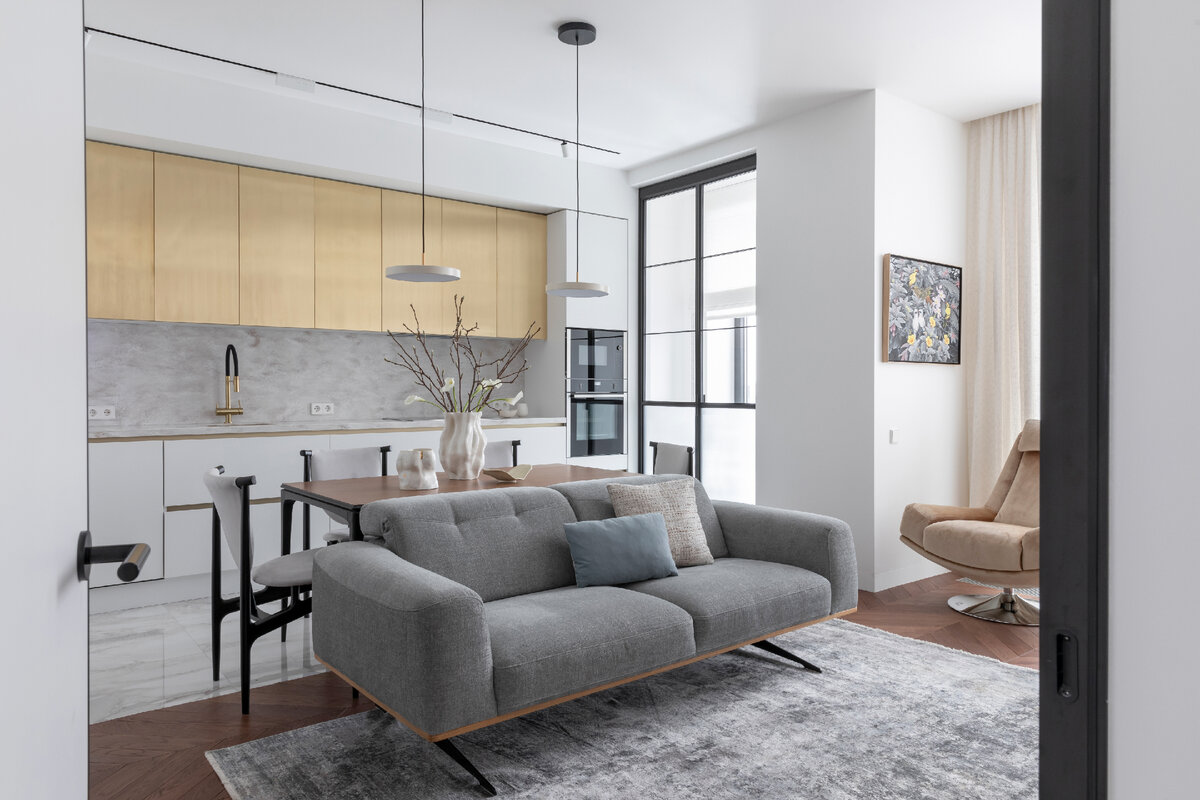 Стол Tynd и стулья Wegner. Дизайнер интерьера: Анна Чеснокова