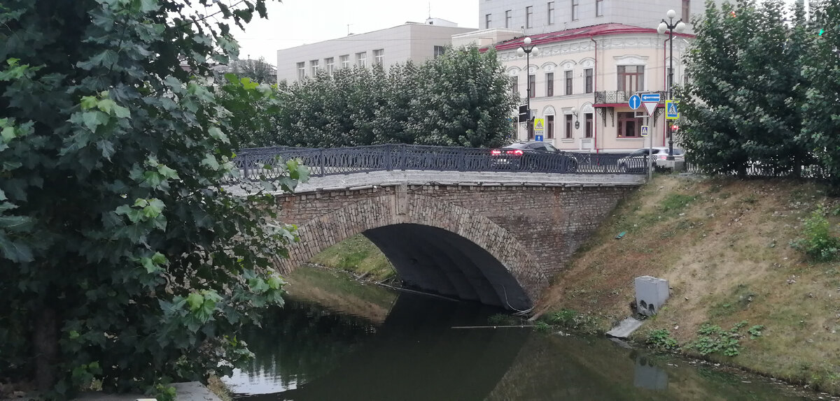 мост