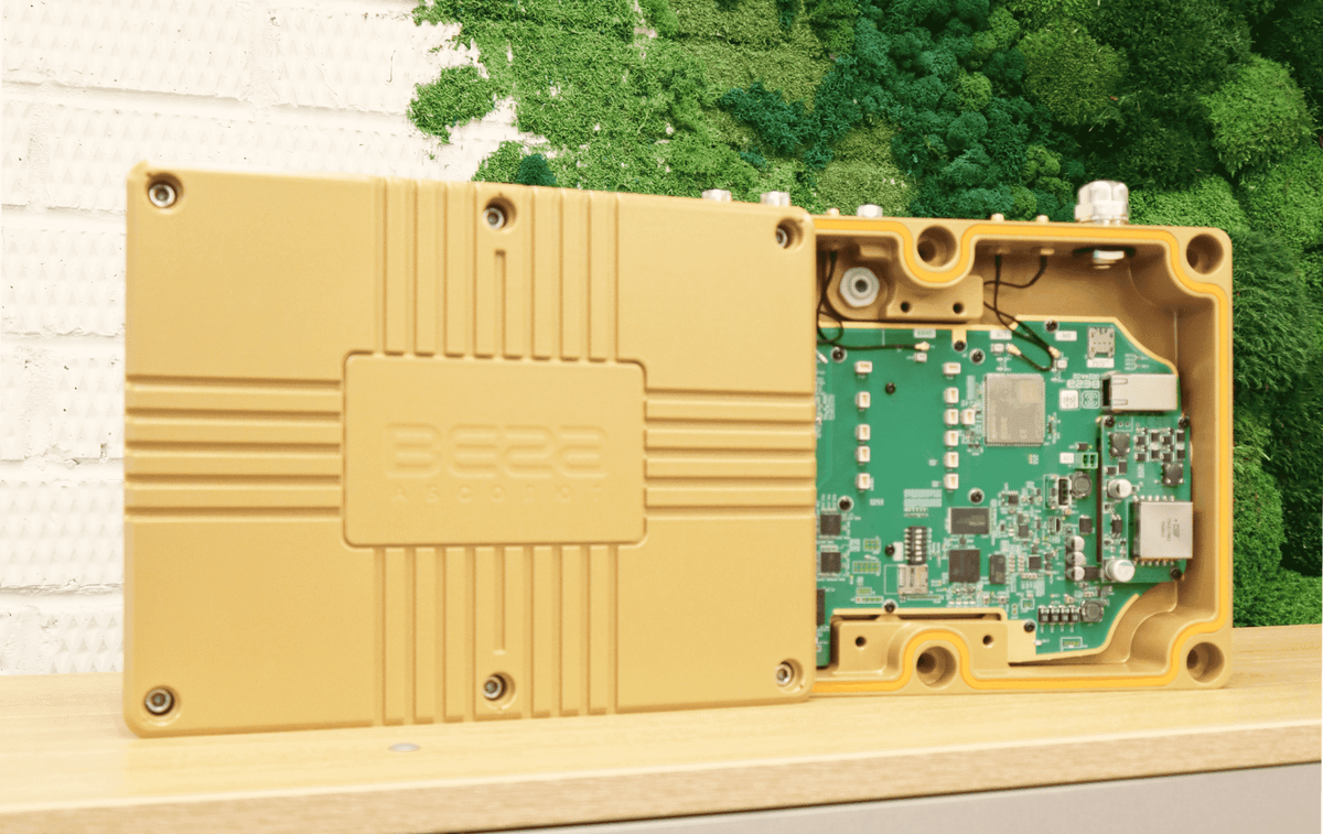 Вега БС-2.2. Базовая станция Вега БС-2.2 монтаж. Базовая станция LORAWAN БС-1.2 Вега. БС Вега 2.2 антенна.