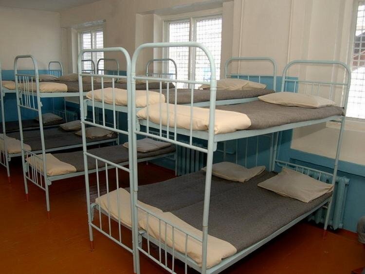    Оренбуржец соблазнил 13-летнюю дочь умершего друга, женился на ней и ждет суда Белов Михаил Александрович