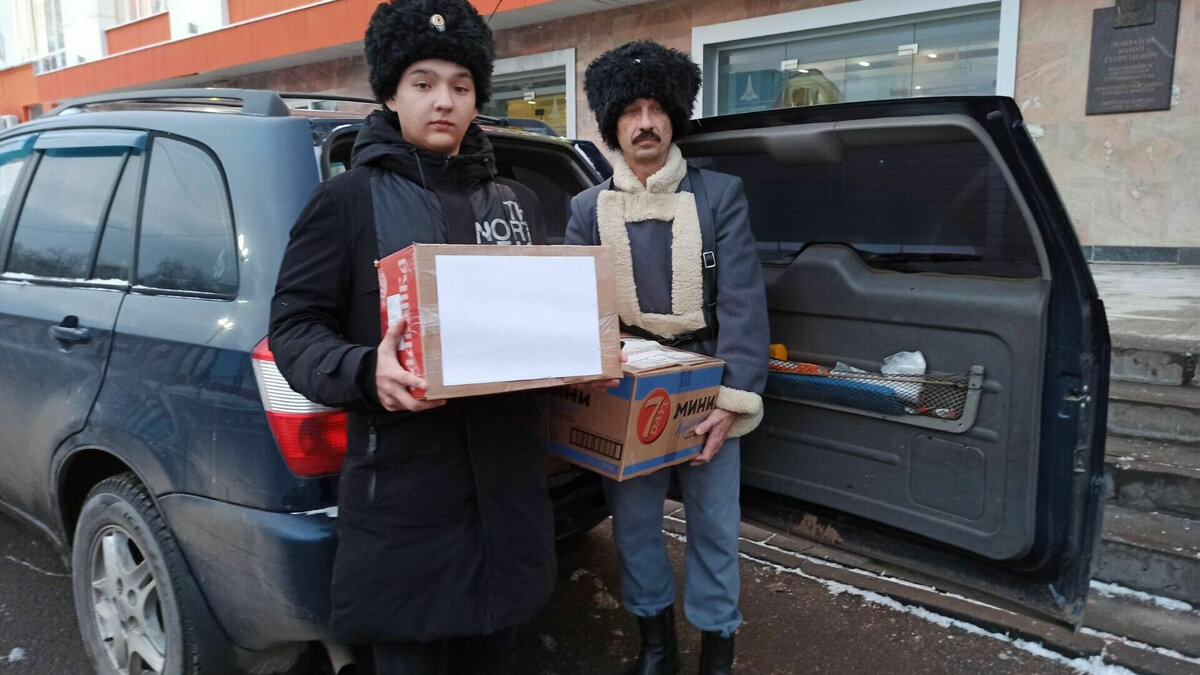     Из Удмуртии отправили в зону СВО и мобилизованным в часть очередную партию подарков – казаны и крупу. В Глазове нашли кость лошади ледникового периода. Метеорологи предсказали крепкие морозы. Udm-info подводит информационные итоги пятницы, 18 ноября.