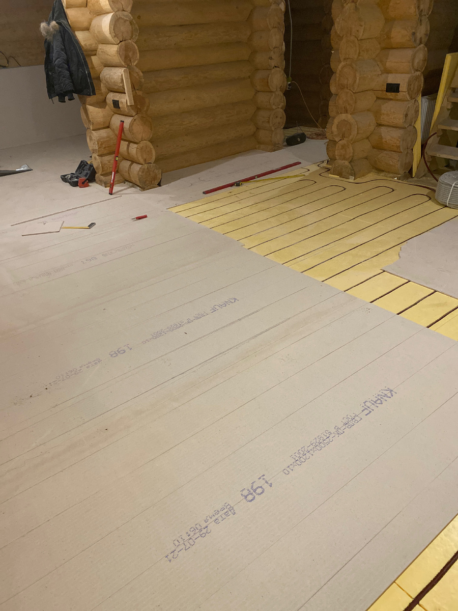 Усилиями всего одного человека, и затратами только на материал, уложил 100кв м примерно за неделю, не торопясь. 