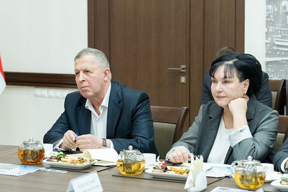     Татьяна Пшениснова была награждена знаком почета. Фото: администрация Сочи