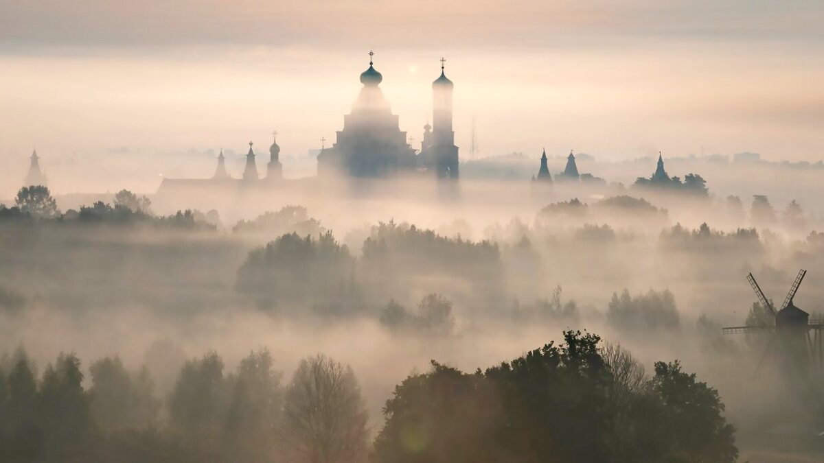 Елецкий Вознесенский собор в тумане фото