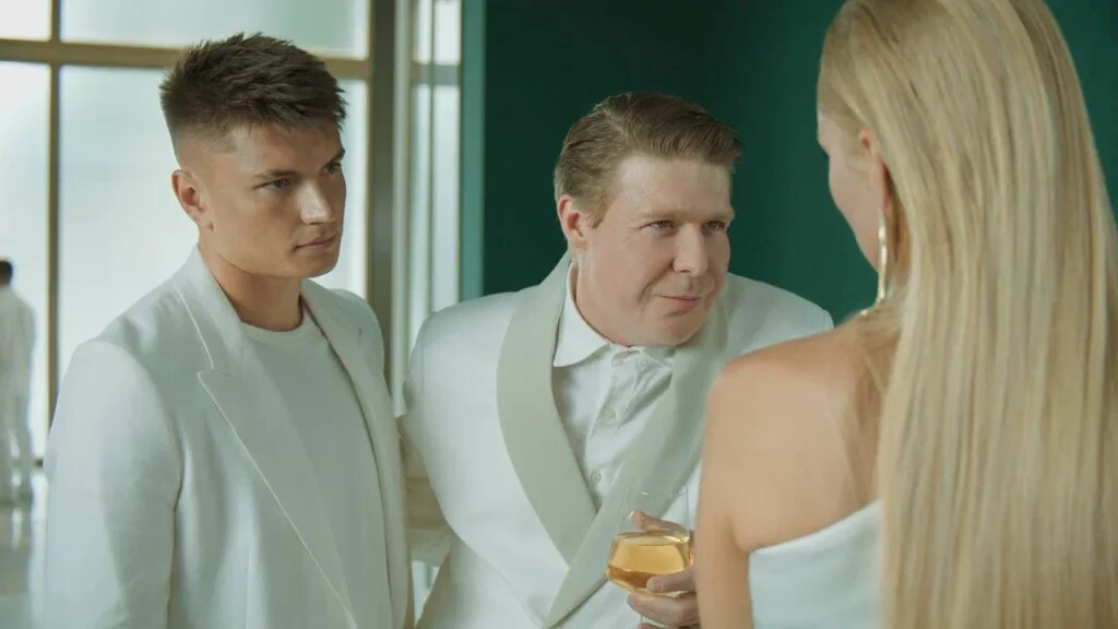    Никита Ефремов, Андрей Мостовой. Фото онлайн-кинотеатр START редакция RTWeek