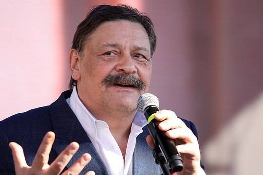    Актер Дмитрий Назаров прокомментировал свое увольнение Хабенским из-за антироссийской позиции