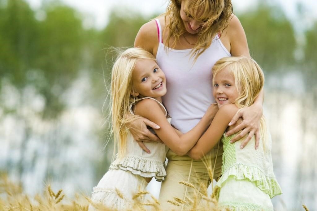 Быть мамой близнецов - это большая удача и ответственность одновременно