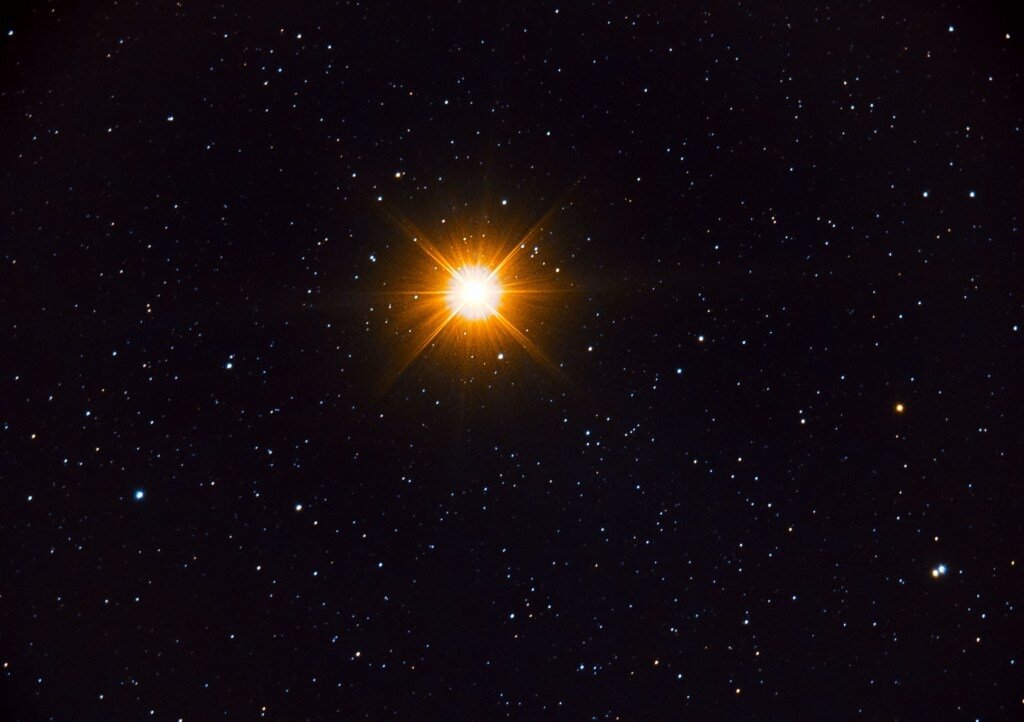 Звезда бетельгейзе на небе фото с земли