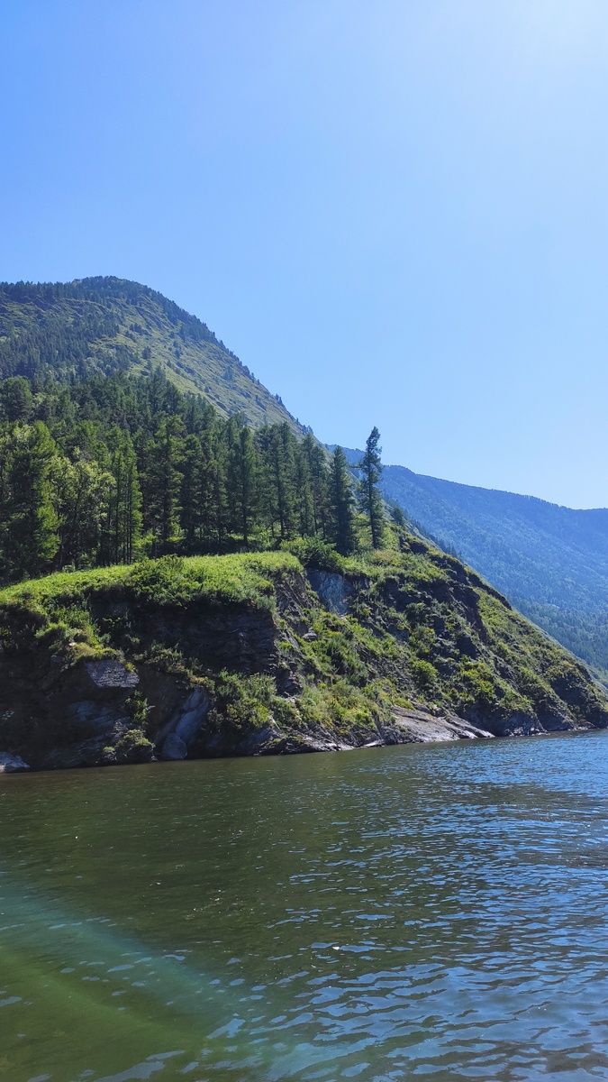 Желание взбежать на вершину не покидает весь маршрут