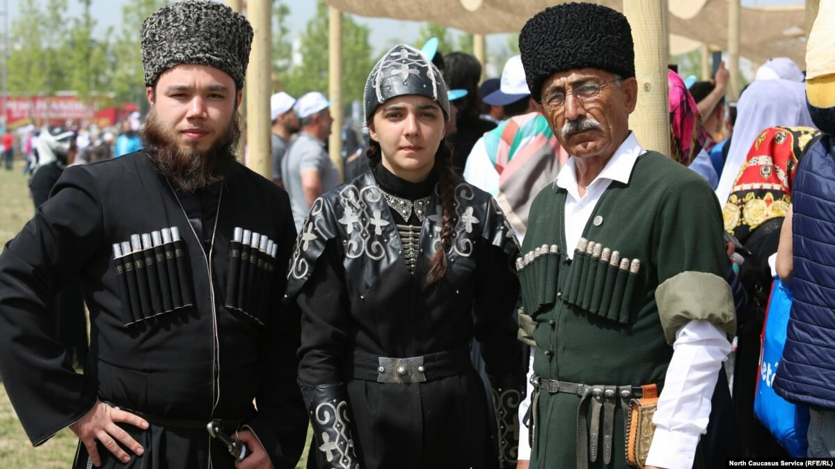 Черкесы народ Северного Кавказа. Мухаджиры Черкесы. Адыги Мухаджиры.