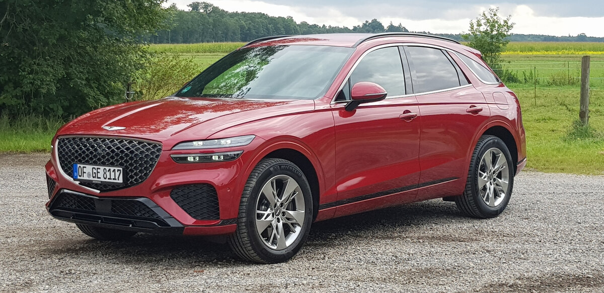 Кроссовер Genesis GV70 использовал основу старших братьев G80 и GV80