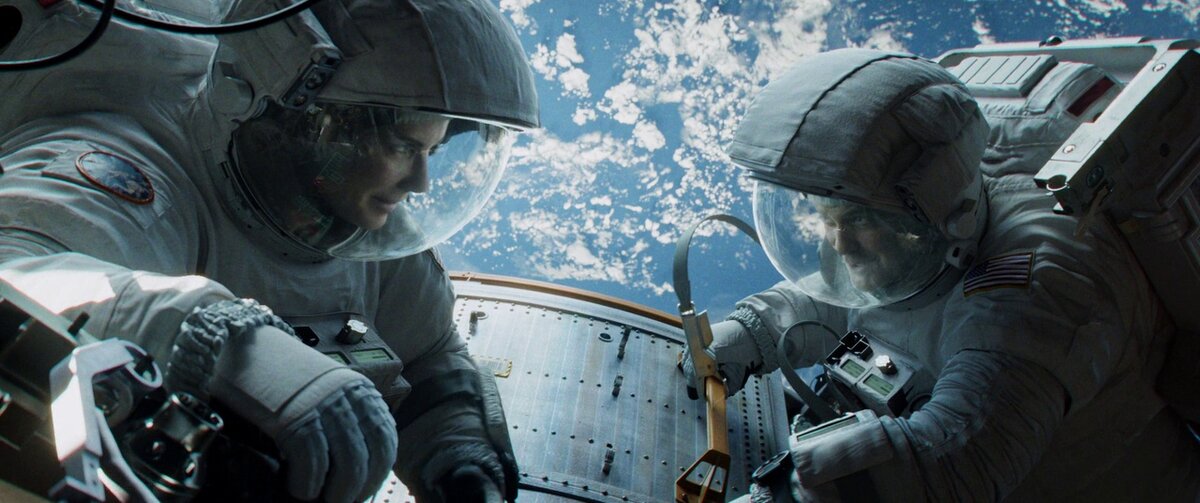 Фото-материалы взяты с источника https://ru.kinorium.com/name/113/gallery/screenshot/?photo=48946332