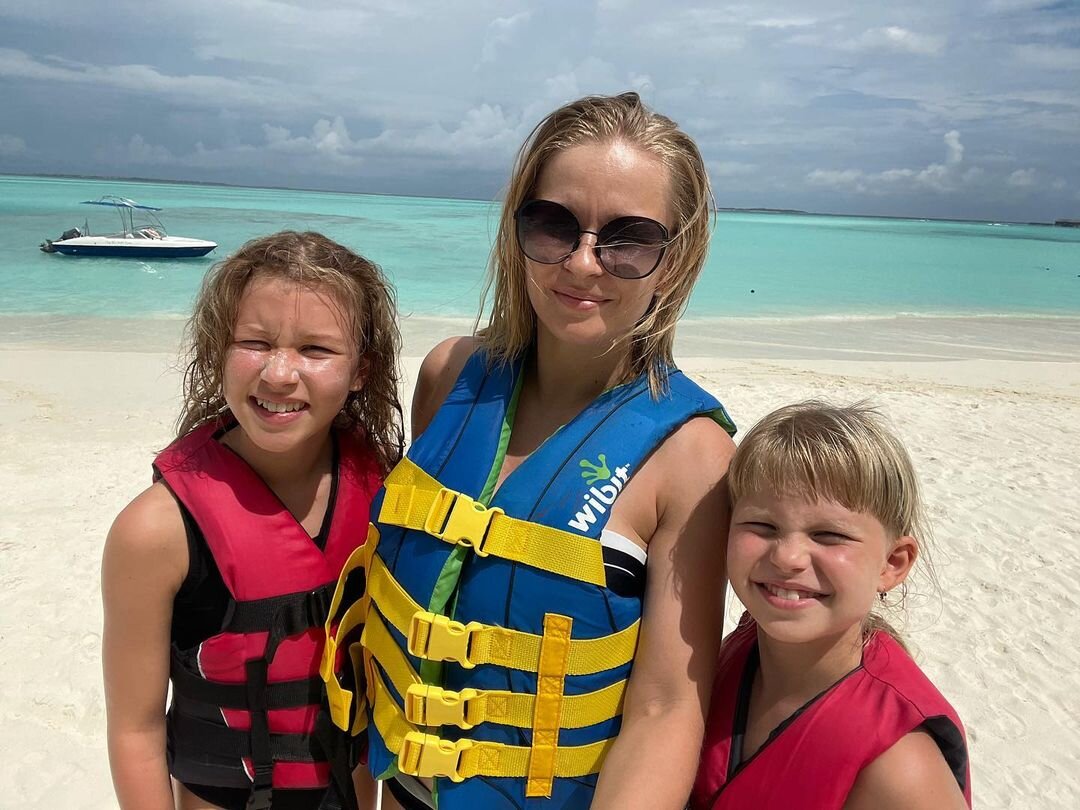 Юлия Пересильд с дочерьми, @juliaperesild