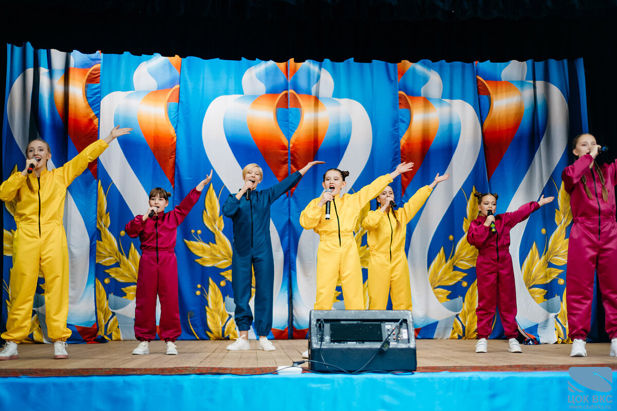 В Центральном офицерском клубе ВКС прошли торжественные мероприятия, посвященные Дню героев Отечества