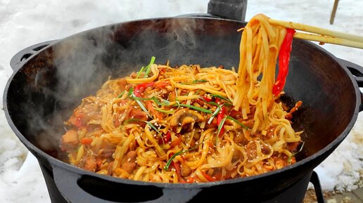 WOK / УДОН С КУРИЦЕЙ И ОВОЩАМИ | в соусе терияки - готовим в казане, на открытом огне.