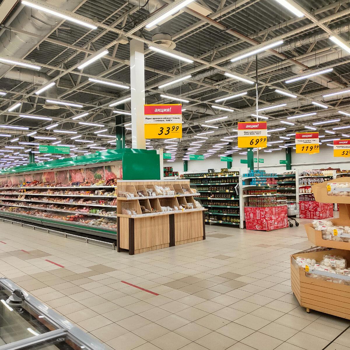 Гипермаркет Окей. Стеллажи
