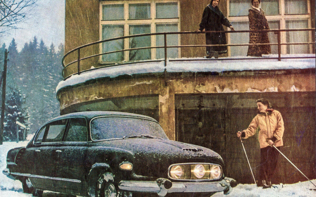 Tatra 603 1956-1959 гг. © Неизвестно, источник: https://autozurnal.com/seriova-vyroba-tatry-603-sa-zacala-pred-sestdesiatimi-rokmi/fotogaleria