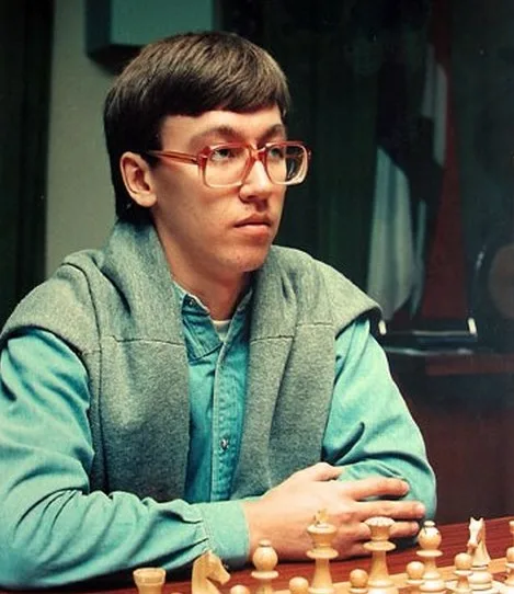 Гата Камский в юности