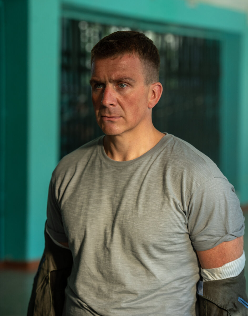 Кадр из сериала "Хрустальный" (2021)