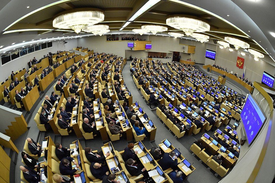     Всю неделю парламент держал драматическую паузу, для чего же Госдуму экстренно выдернули с летних каникул на внеочередное заседание. Владимир ВЕЛЕНГУРИН