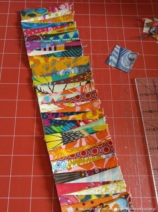 Ширина Полосатика зависит от вашего желания раз, от ширины лоскутков-два.