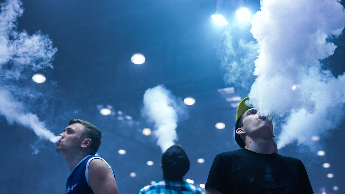    %Участники на специализированной выставке vape-индустрии "Global vape - 2017"© РИА Новости . Александр Вильф
