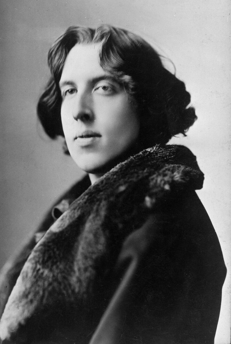 Фотография молодого Оскара Уайльда                                                                                  Источник:    https://www.britannica.com/summary/Oscar-Wilde                                                                                         