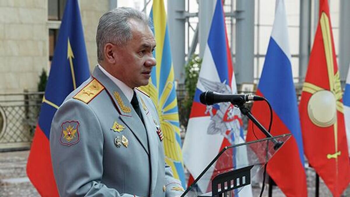    Министр обороны России вручил медали "Золотая Звезда" военнослужащим-участникам специальной военной операции© Фото : Департамент информации и массовых коммуникаций Министерства обороны Российской Федерации