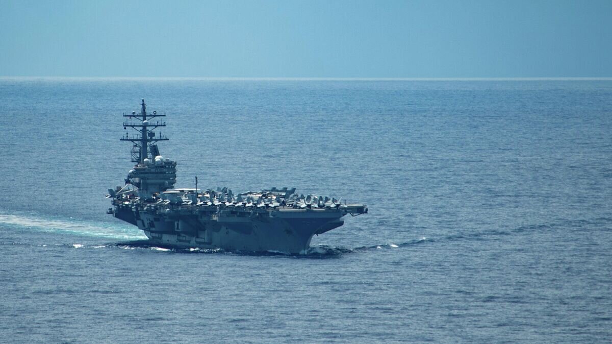    Авианосец ВМС США "Рональд Рейган"© Фото : U.S. Navy / Petty Officer 2nd Class Askia Co