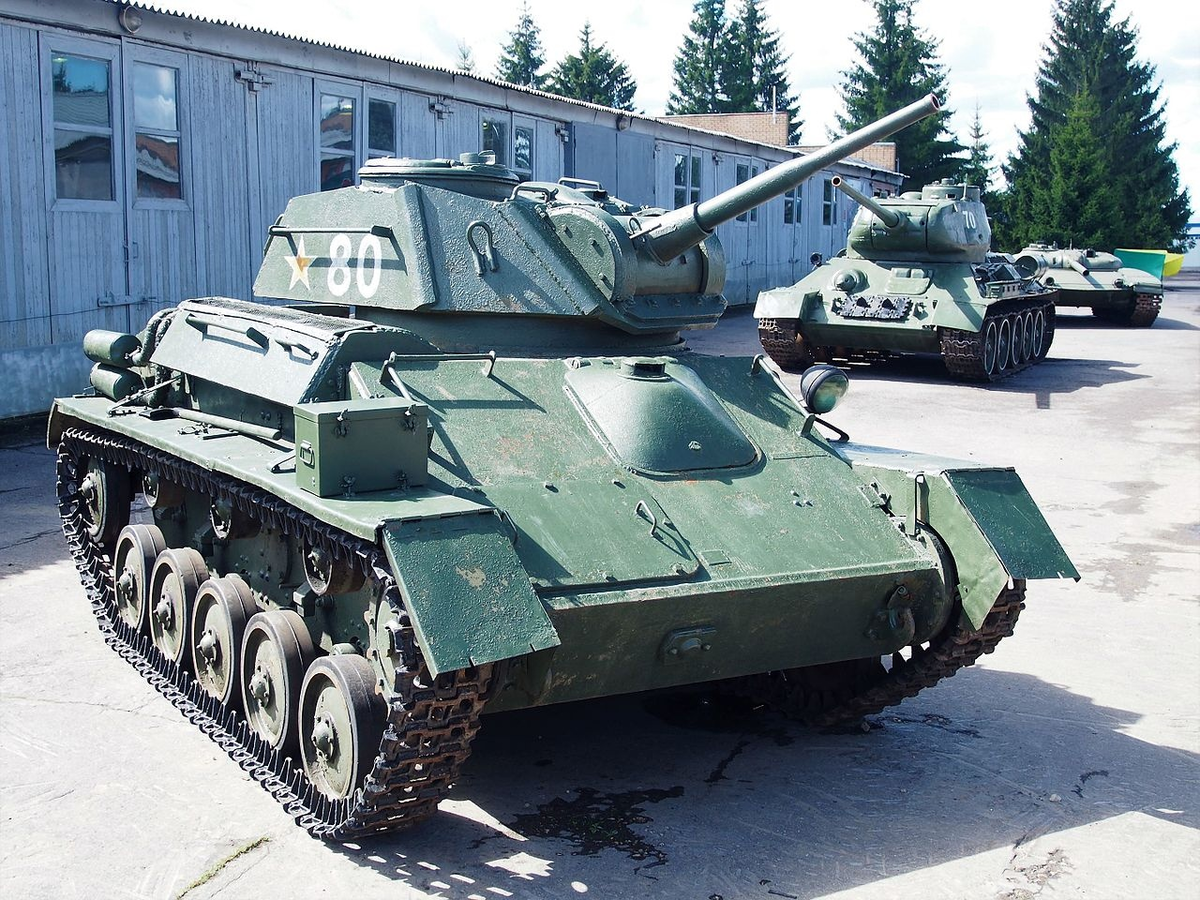 Т 80 легкий танк. Т 80 танк второй мировой. Т-80 танк СССР. Т-60 танк. Танк т 80 т 70.