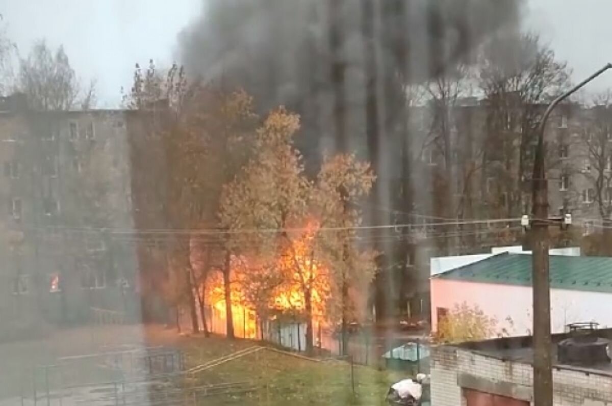    На центральном рынке в Осташкове произошёл пожар