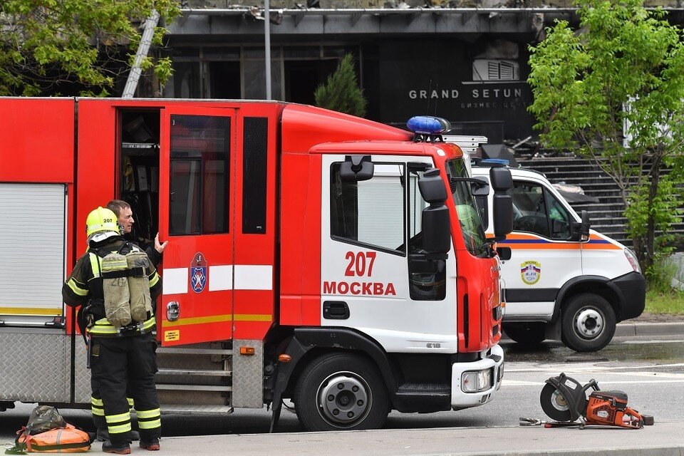     Во время пожара пострадала 55-летняя женщина. Иван МАКЕЕВ