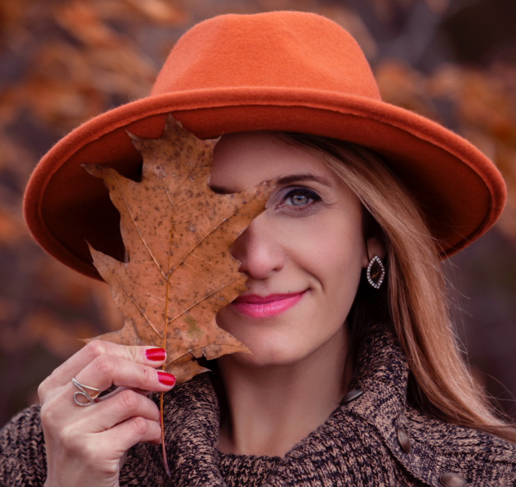 Осенняя шляпа в садик. Шляпка осени. Шляпа "осень". Шляпы осени. Шляпка осени.