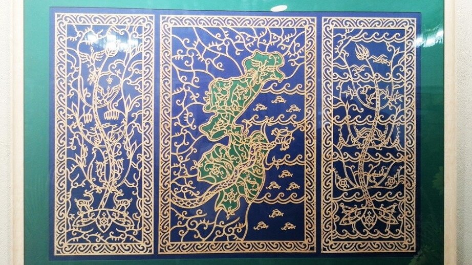     Выставка члена Союза художников России Дениса Самара, посвященная 84-летию Хабаровского края, открылась в Детской художественной школе Амурского района.