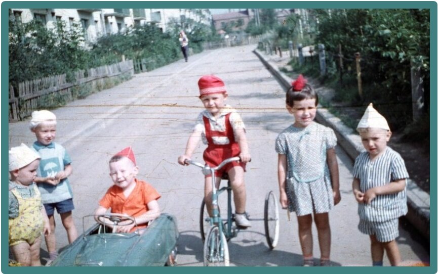 Преемственность поколений. Фото из открытых источников.