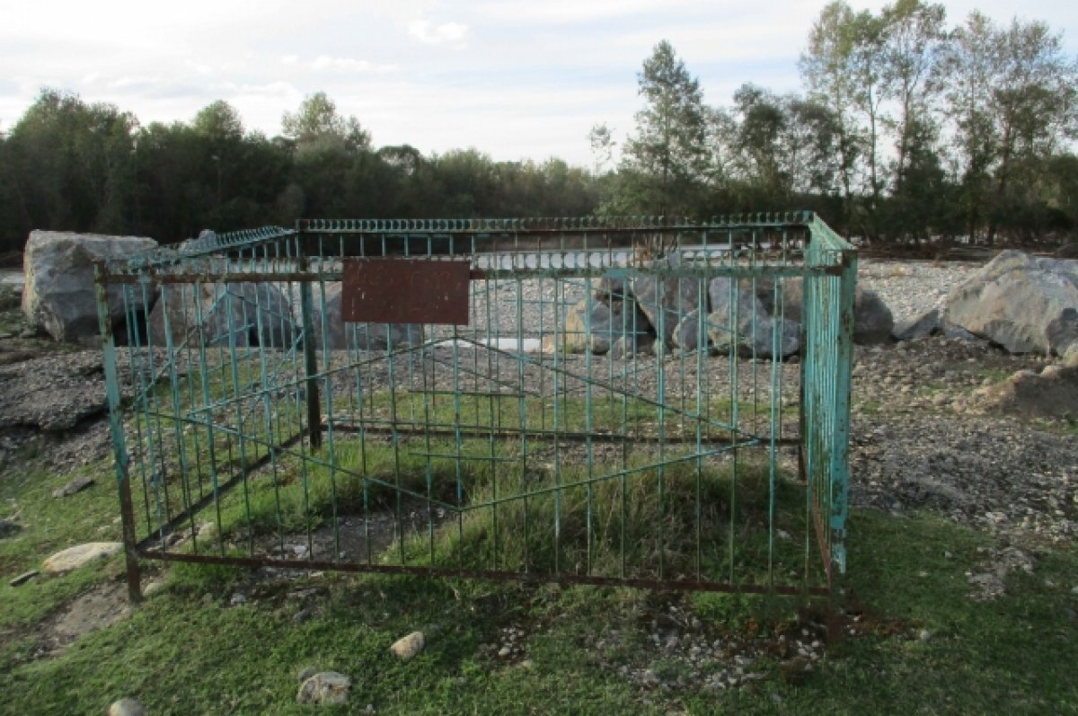    Река Большой Зеленчук может подтопить захоронение с сибирской язвой в КЧР