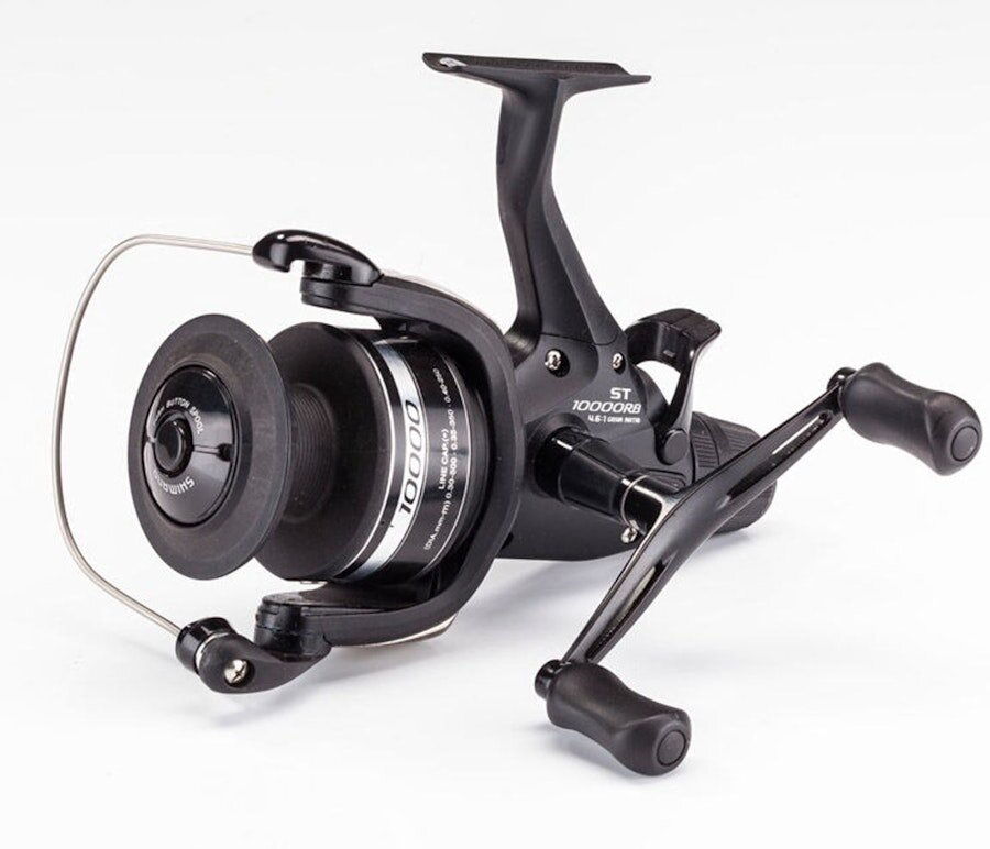 Зачем нужен байтраннер на катушке. Shimano Baitrunner x-Aero fb 4000. Байтранер на катушке что это. Reel FX. Байтраннер катушки что это.