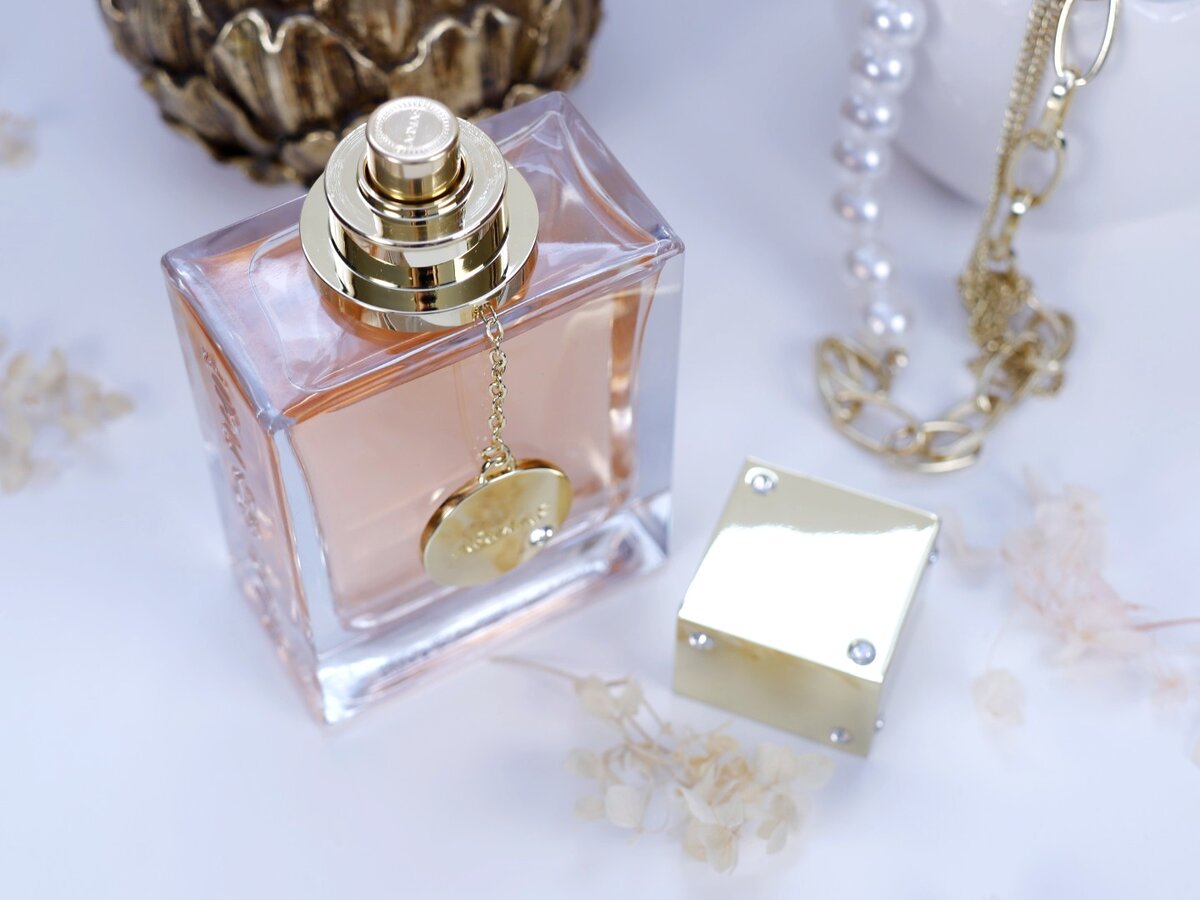 Украшает мой столик