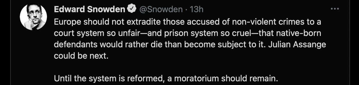 Твиттер Эдвада Сноудена