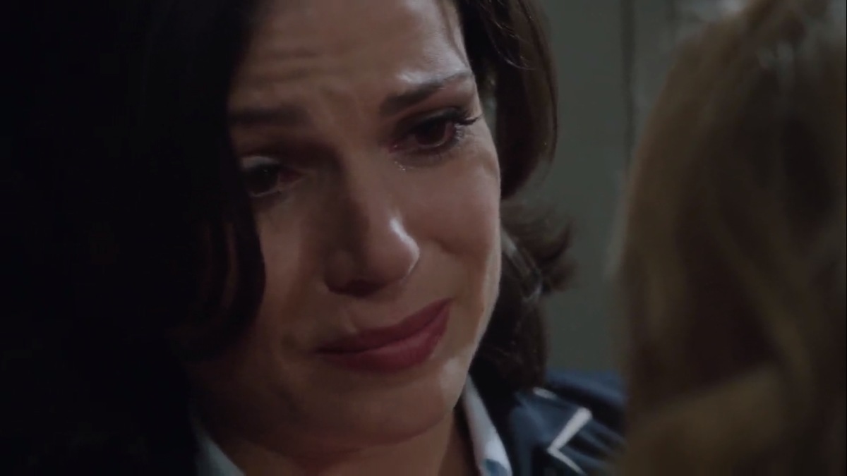 Реджина. Кадр из сериала "Однажды в сказке".